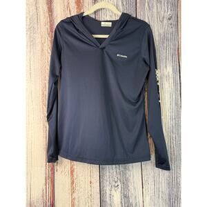 Women’s Columbia Dry Fit Hooded Long Sleeve Size Med